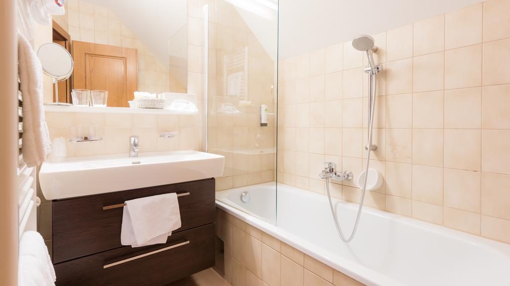 סנט קנזיאן Hotel Marko מראה חיצוני תמונה